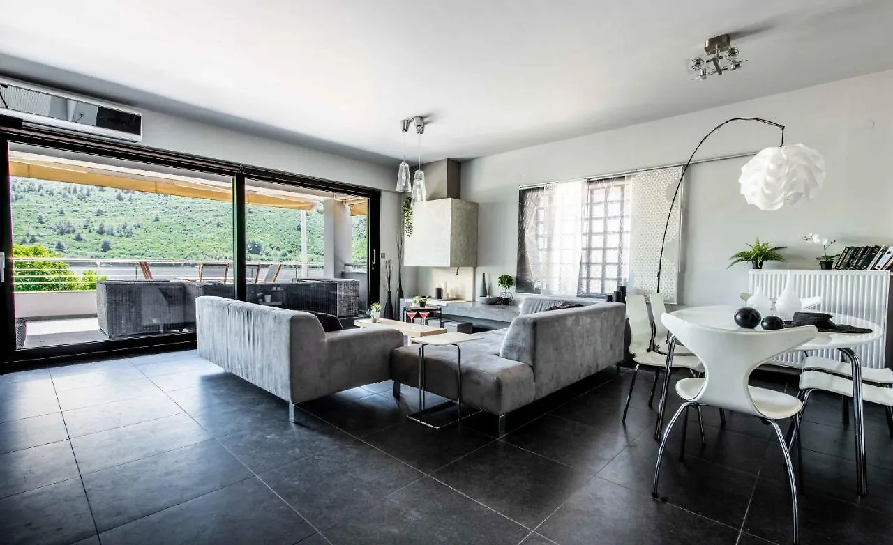 Σπίτι διακοπών ΆNASSA PORTO KOUFO Sea front suites